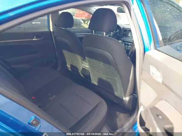 5NPD84LF4HH149706 2017 HYUNDAI ELANTRA - Image 8