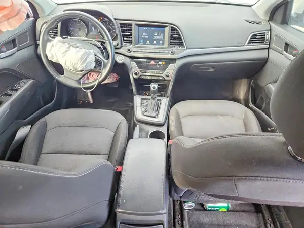 5NPD84LF4HH150726 2017 HYUNDAI ELANTRA - Image 8