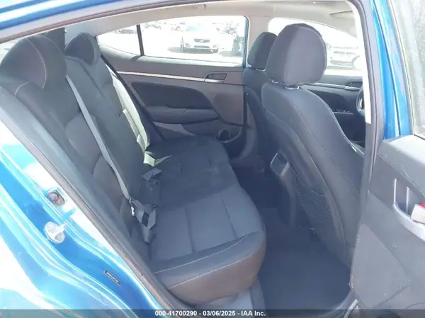 5NPD84LF4HH157014 2017 HYUNDAI ELANTRA - Image 8
