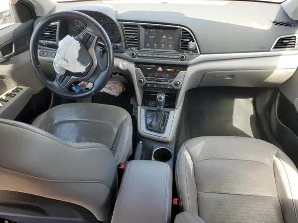 5NPD84LF4HH158227 2017 HYUNDAI ELANTRA - Image 8