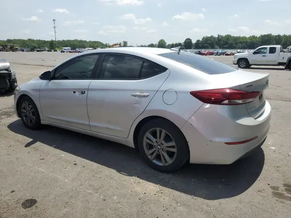 5NPD84LF4HH159829 2017 HYUNDAI ELANTRA - Image 2