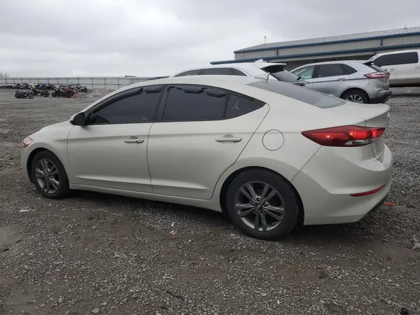 5NPD84LF4HH160799 2017 HYUNDAI ELANTRA - Image 2