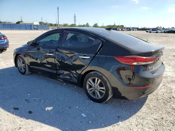 5NPD84LF4HH167686 2017 HYUNDAI ELANTRA - Image 2