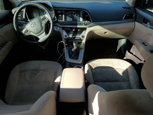 5NPD84LF4HH168997 2017 HYUNDAI ELANTRA - Image 8