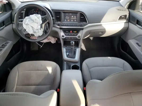 5NPD84LF4HH169096 2017 HYUNDAI ELANTRA - Image 8