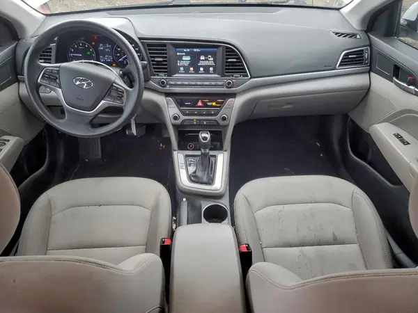5NPD84LF4HH169700 2017 HYUNDAI ELANTRA - Image 8