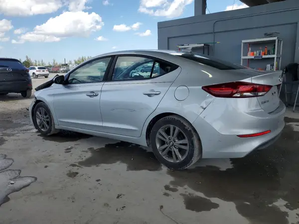 5NPD84LF4HH175013 2017 HYUNDAI ELANTRA - Image 2