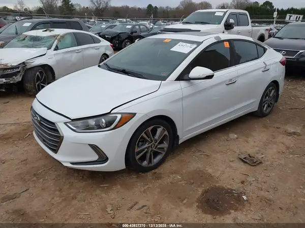 5NPD84LF4HH177392 2017 HYUNDAI ELANTRA - Image 2