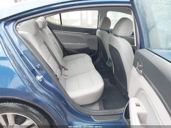 5NPD84LF4HH180227 2017 HYUNDAI ELANTRA - Image 8