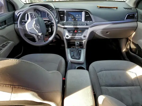 5NPD84LF4HH180938 2017 HYUNDAI ELANTRA - Image 8