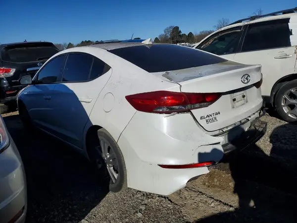 5NPD84LF4HH181040 2017 HYUNDAI ELANTRA - Image 2
