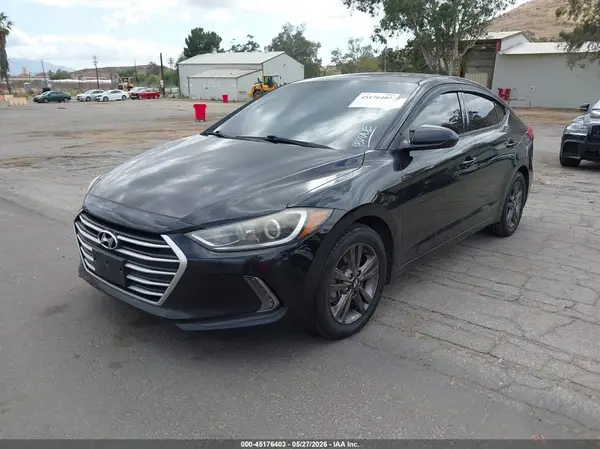 5NPD84LF4HH184715 2017 HYUNDAI ELANTRA - Image 2