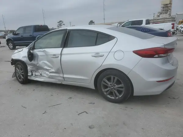 5NPD84LF4HH185122 2017 HYUNDAI ELANTRA - Image 2
