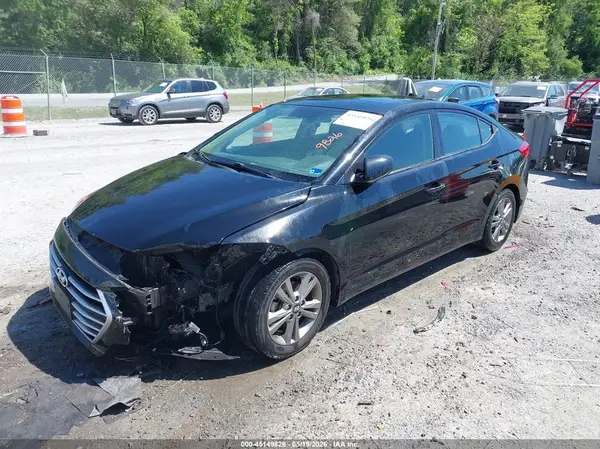 5NPD84LF4HH187095 2017 HYUNDAI ELANTRA - Image 2