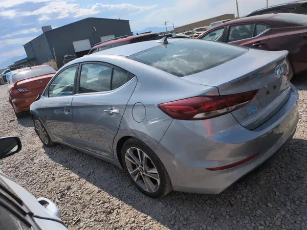 5NPD84LF4HH187453 2017 HYUNDAI ELANTRA - Image 2
