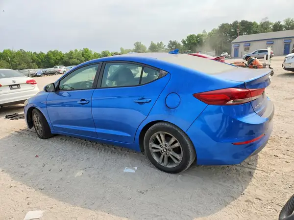 5NPD84LF4HH193379 2017 HYUNDAI ELANTRA - Image 2