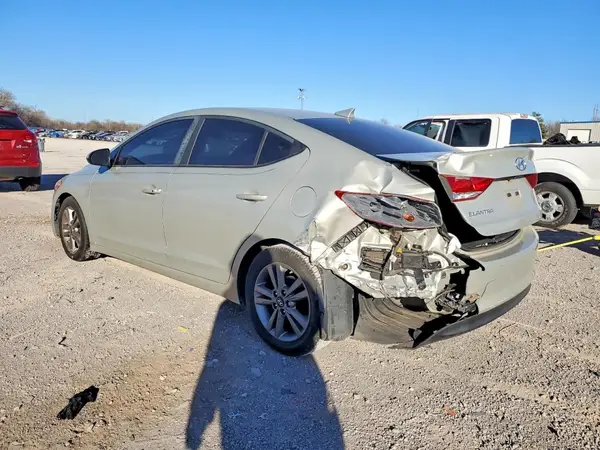 5NPD84LF4HH193849 2017 HYUNDAI ELANTRA - Image 2