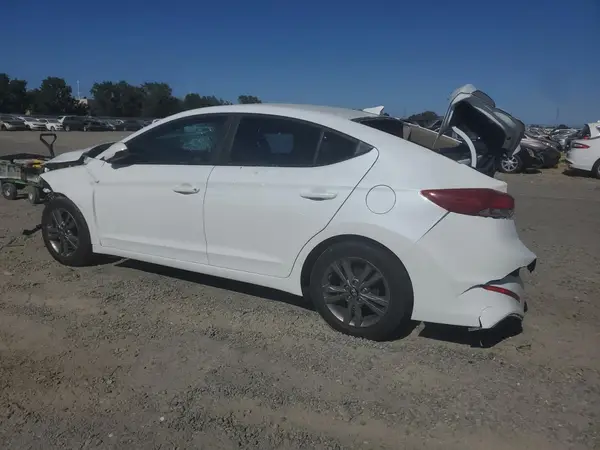 5NPD84LF4HH193866 2017 HYUNDAI ELANTRA - Image 2