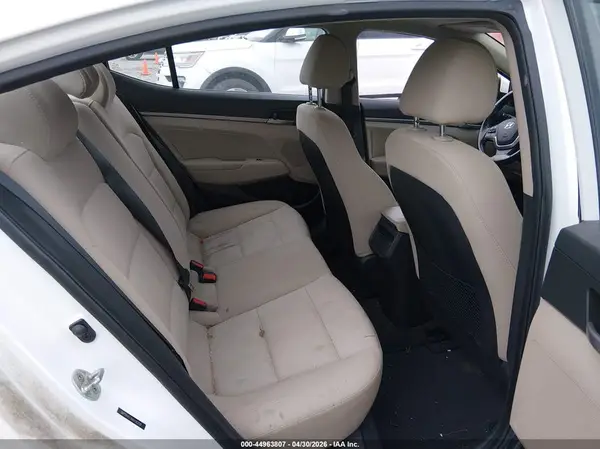 5NPD84LF4HH195228 2017 HYUNDAI ELANTRA - Image 8