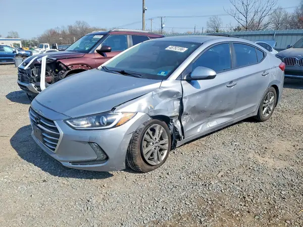 5NPD84LF4HH195911 2017 HYUNDAI ELANTRA - Image 1
