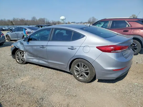 5NPD84LF4HH195911 2017 HYUNDAI ELANTRA - Image 2