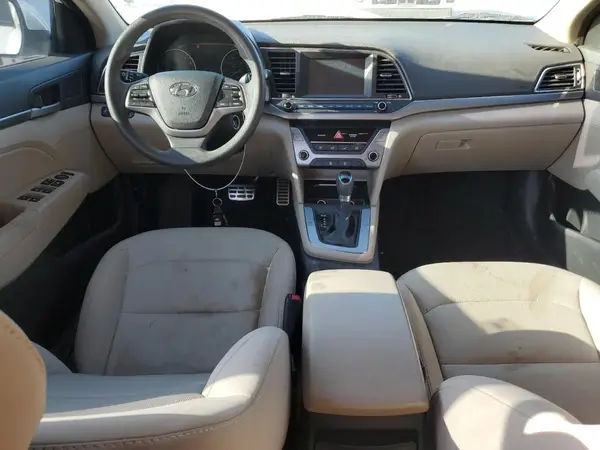 5NPD84LF4HH201092 2017 HYUNDAI ELANTRA - Image 8