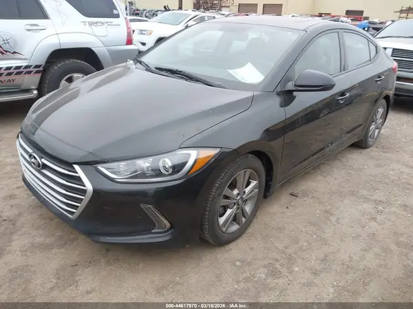 5NPD84LF4HH202226 2017 HYUNDAI ELANTRA - Image 2
