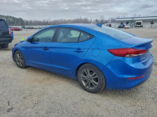 5NPD84LF4HH205420 2017 HYUNDAI ELANTRA - Image 2