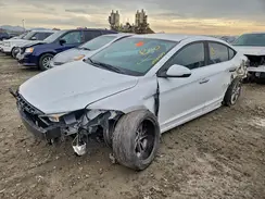 5NPD84LF4HH207443 2017 HYUNDAI ELANTRA