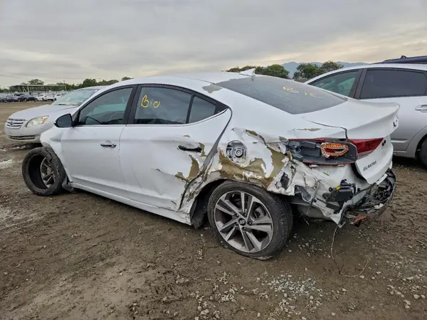 5NPD84LF4HH207443 2017 HYUNDAI ELANTRA - Image 2