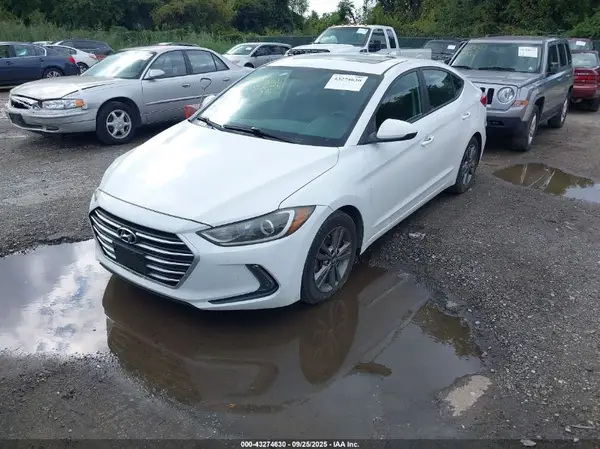 5NPD84LF4HH207460 2017 HYUNDAI ELANTRA - Image 2