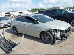 5NPD84LF4HH208236 2017 HYUNDAI ELANTRA
