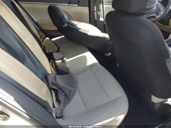 5NPD84LF4HH208236 2017 HYUNDAI ELANTRA - Image 8