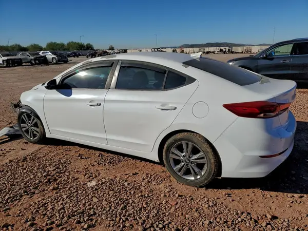 5NPD84LF4HH210438 2017 HYUNDAI ELANTRA - Image 2