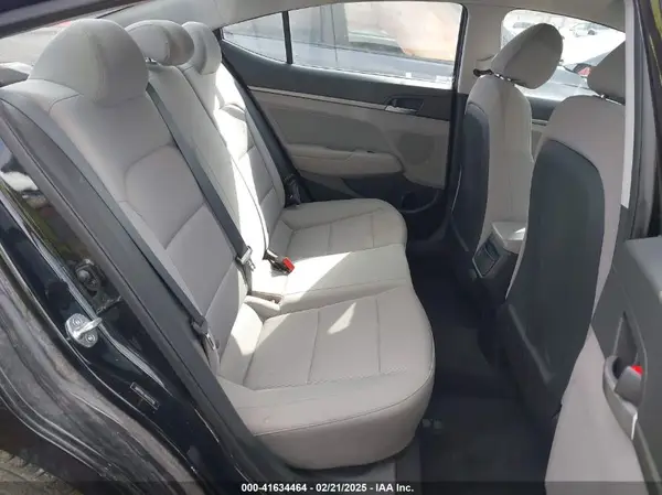 5NPD84LF4HH212786 2017 HYUNDAI ELANTRA - Image 8