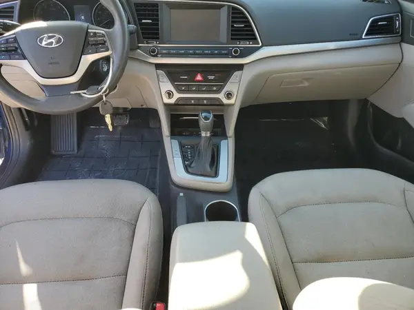 5NPD84LF4JH213555 2018 HYUNDAI ELANTRA - Image 8