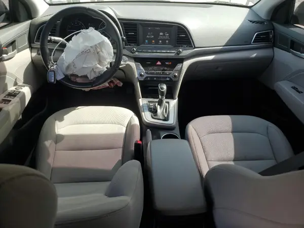 5NPD84LF4JH214592 2018 HYUNDAI ELANTRA - Image 8