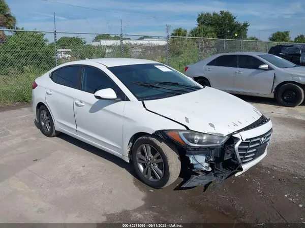 5NPD84LF4JH217170 2018 HYUNDAI ELANTRA - Image 1
