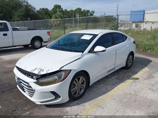 5NPD84LF4JH217170 2018 HYUNDAI ELANTRA - Image 2