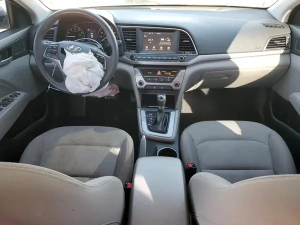 5NPD84LF4JH217945 2018 HYUNDAI ELANTRA - Image 8