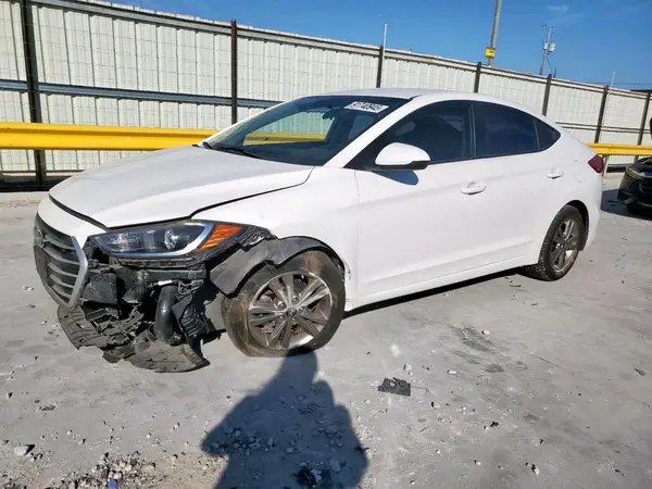 5NPD84LF4JH218819 2018 HYUNDAI ELANTRA