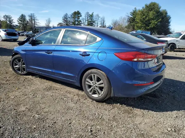 5NPD84LF4JH220098 2018 HYUNDAI ELANTRA - Image 2