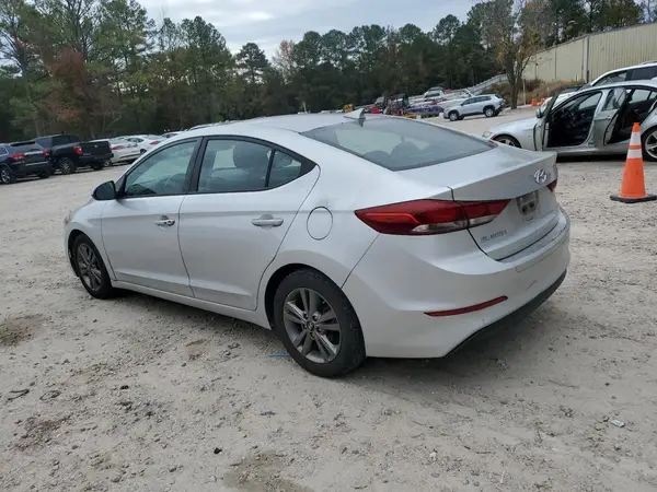 5NPD84LF4JH220280 2018 HYUNDAI ELANTRA - Image 2