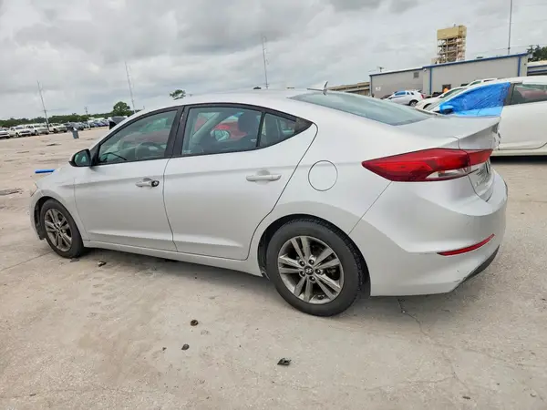5NPD84LF4JH220313 2018 HYUNDAI ELANTRA - Image 2