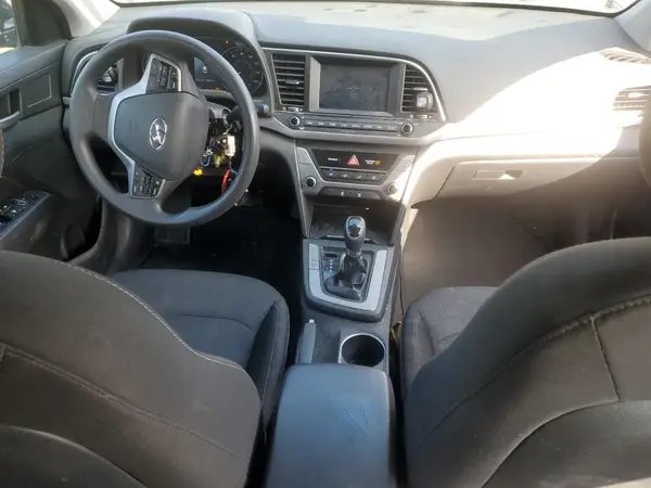 5NPD84LF4JH220571 2018 HYUNDAI ELANTRA - Image 8