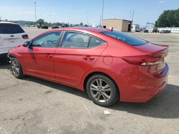 5NPD84LF4JH220795 2018 HYUNDAI ELANTRA - Image 2