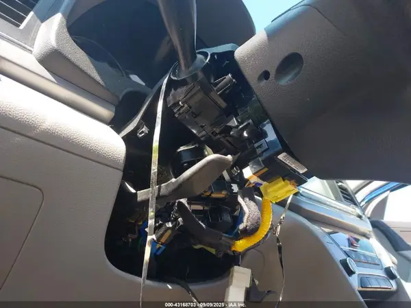 2018 HYUNDAI ELANTRA auction photo 6