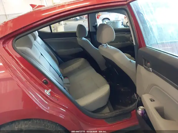 5NPD84LF4JH222983 2018 HYUNDAI ELANTRA - Image 8