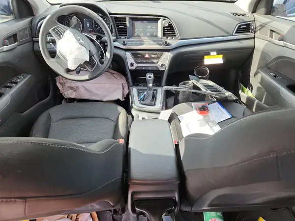 5NPD84LF4JH225656 2018 HYUNDAI ELANTRA - Image 8