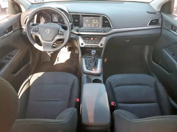 5NPD84LF4JH225785 2018 HYUNDAI ELANTRA - Image 8